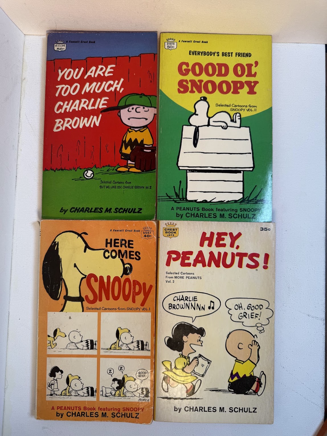 Lot of 4 vintage Peanuts books