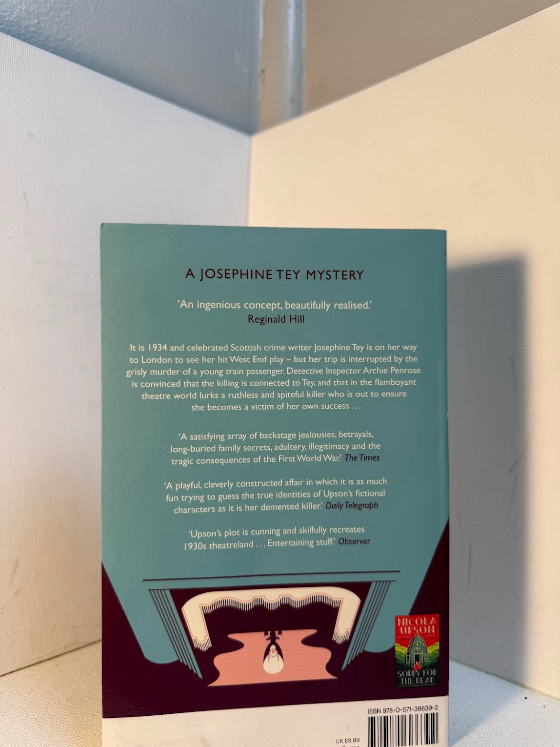 An Expert in Murder by Nicola Upson