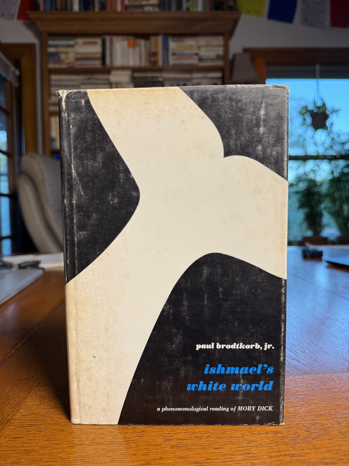 Ishmael's White World by Paul Brodtkorb, Jr.