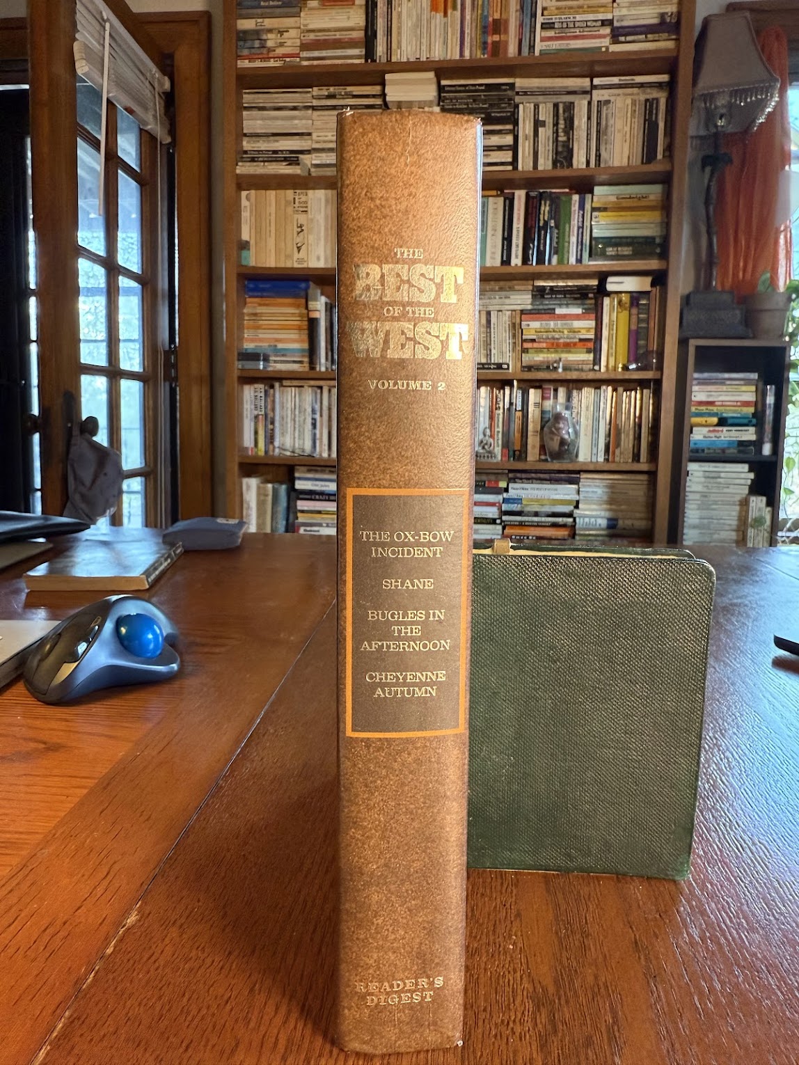 The Best of the West - A Treasury of Western Adventure Volume 2