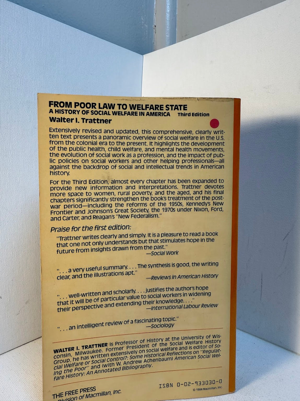 From Poor Law to Welfare State - A History of Social Welfare in America by Walter I. Trattner