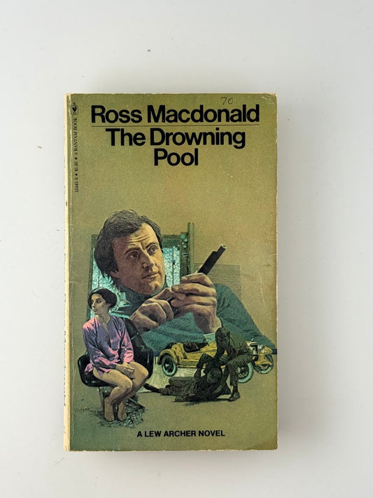 The Drowning Pool by Ross Macdonald
