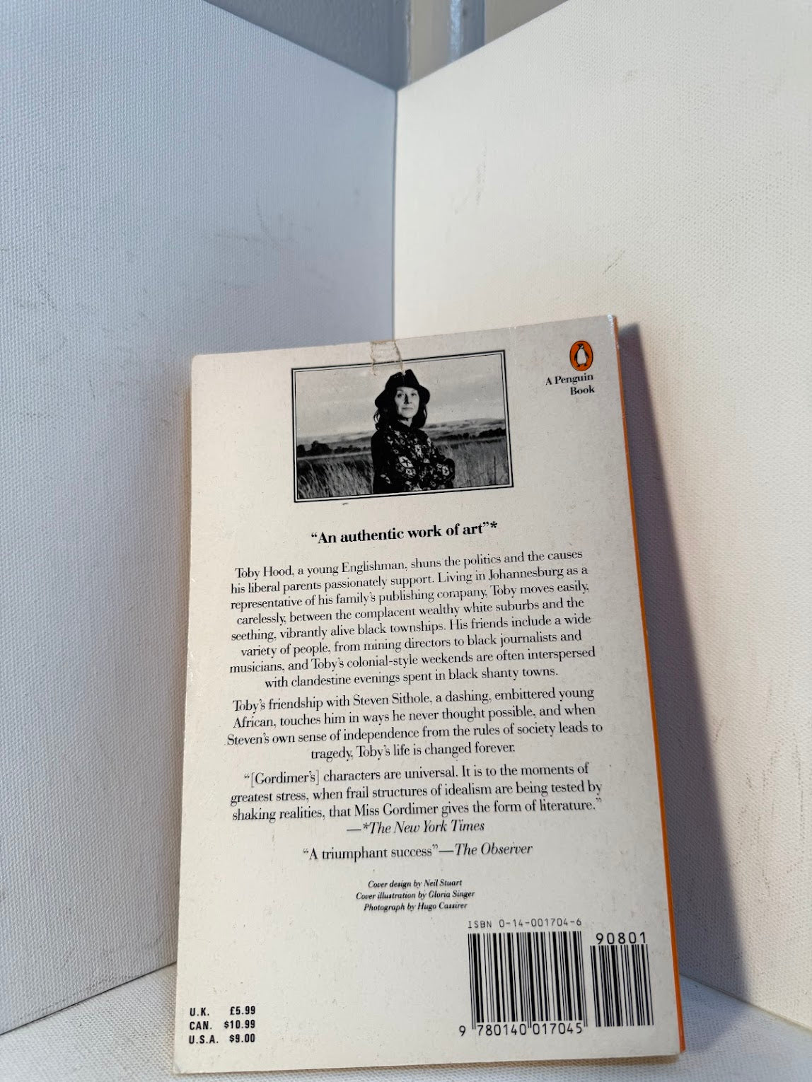 A World of Strangers by Nadine Gordimer