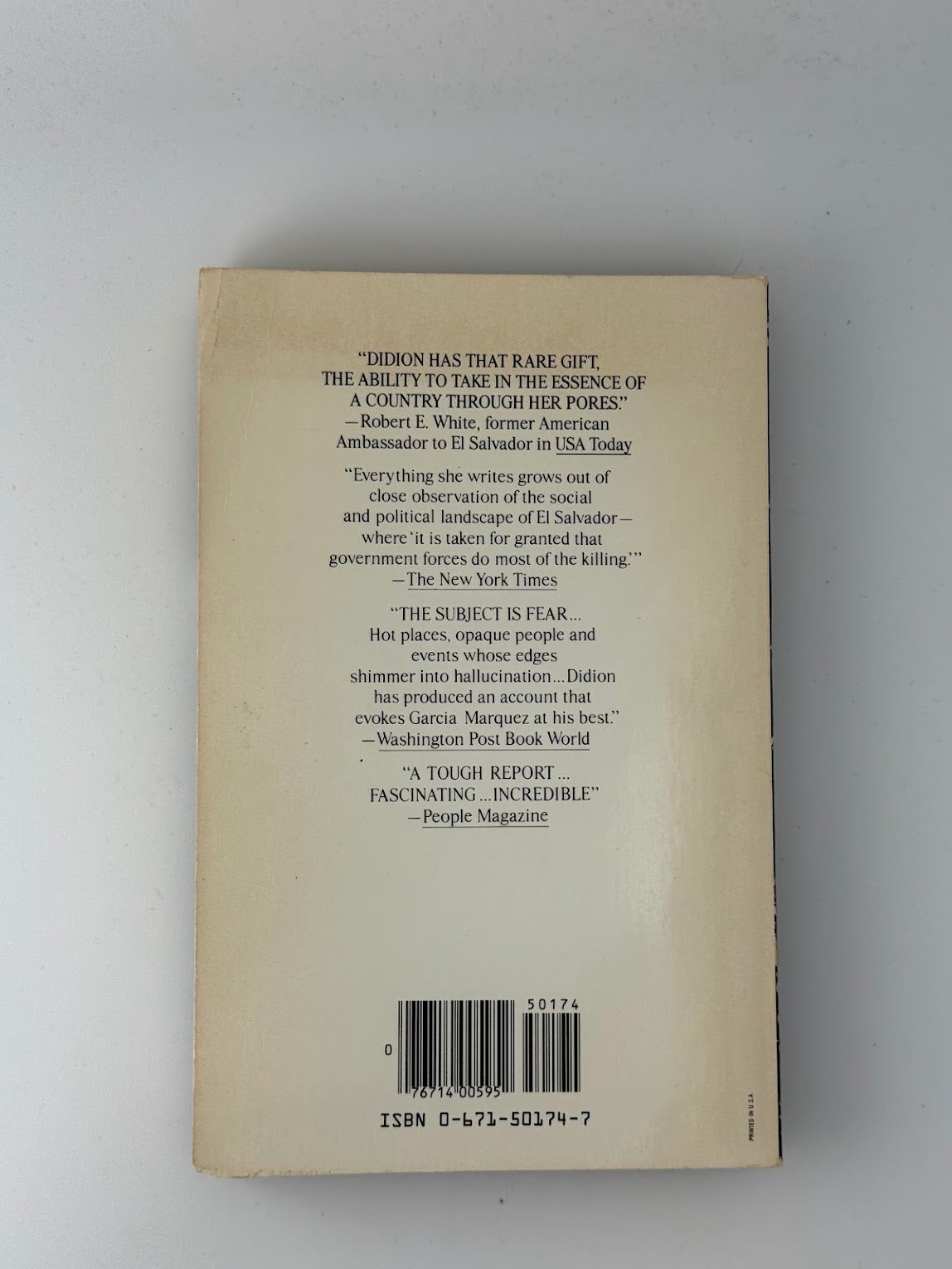 Salvador by Joan Didion