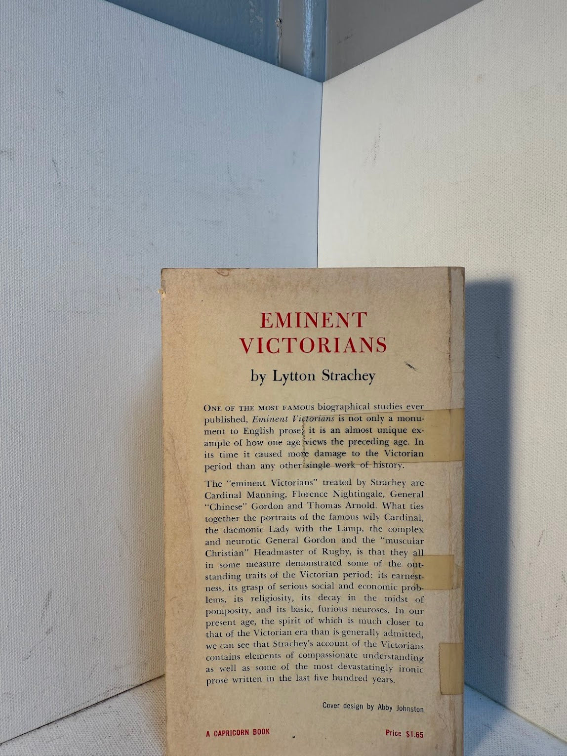 Eminent Victorians by Lytton Strachey