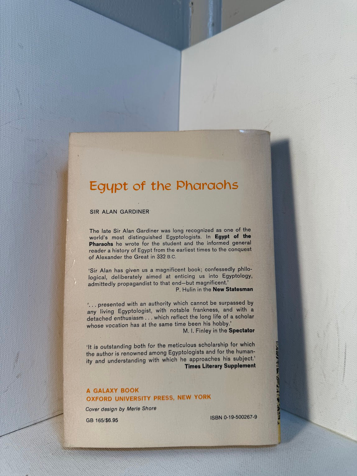 Egypt of the Pharaohs by Sir Alan Gardiner