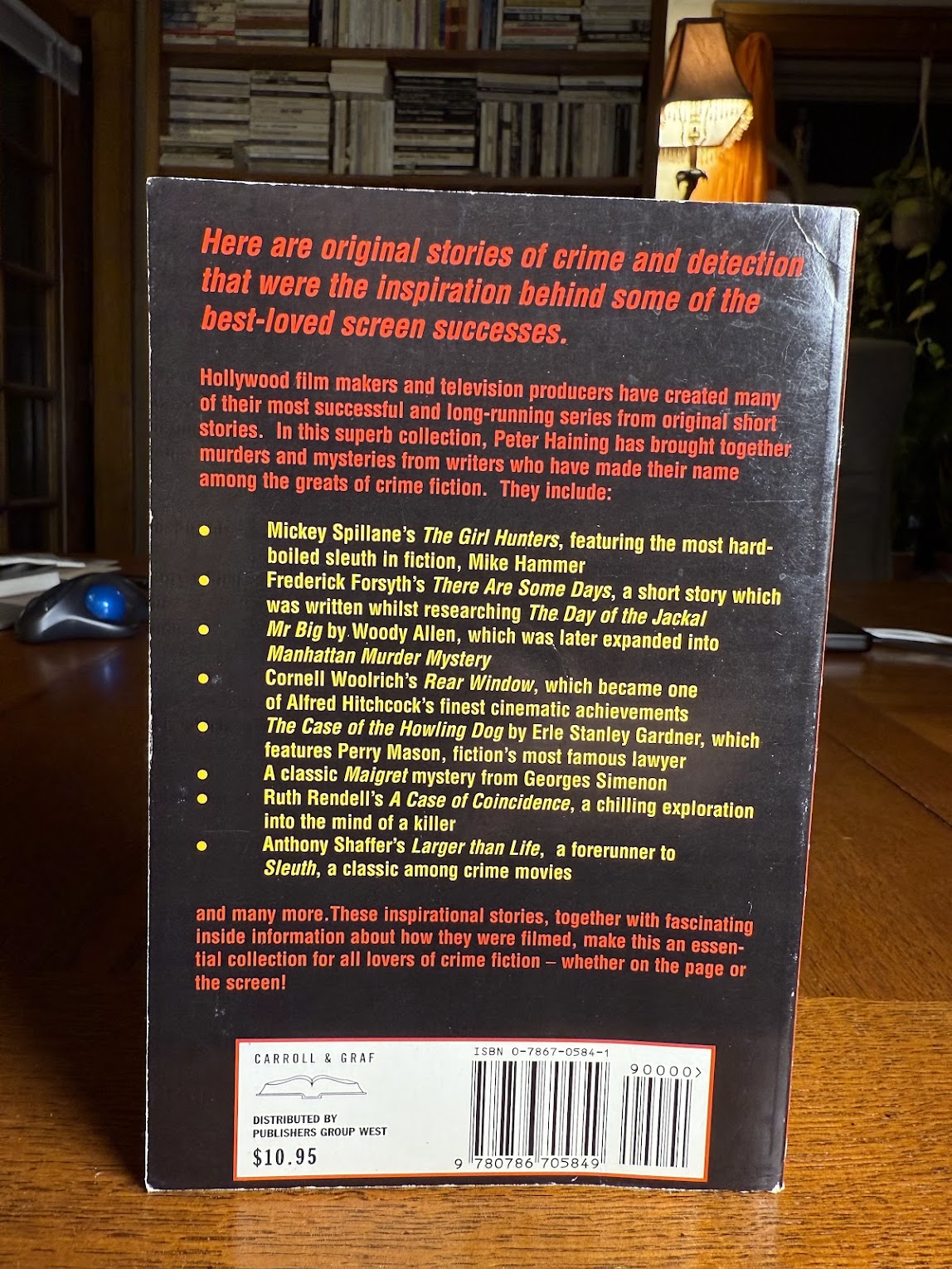 The Mammoth Book of Movie Detectives & Screen Crimes edited by Peter Haining