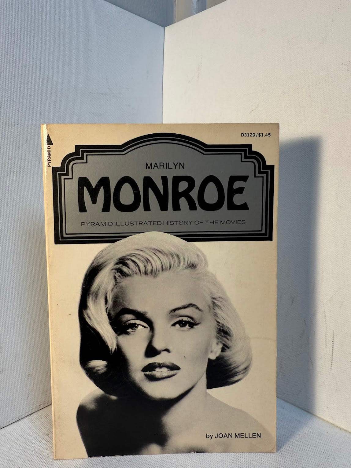 Marilyn Monroe by Joan Mellen