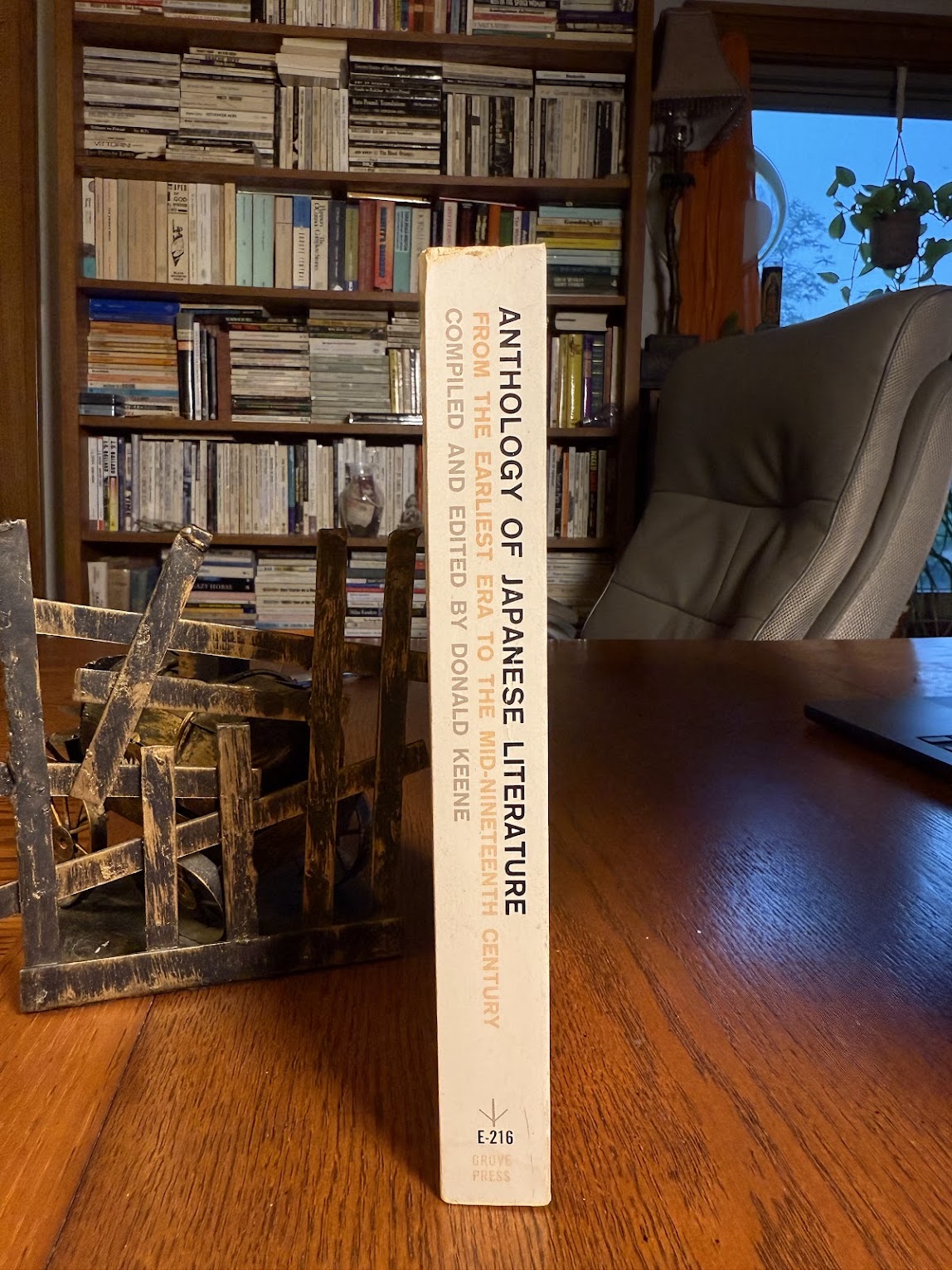 Anthology of Japanese Literature edited by Donald Keene