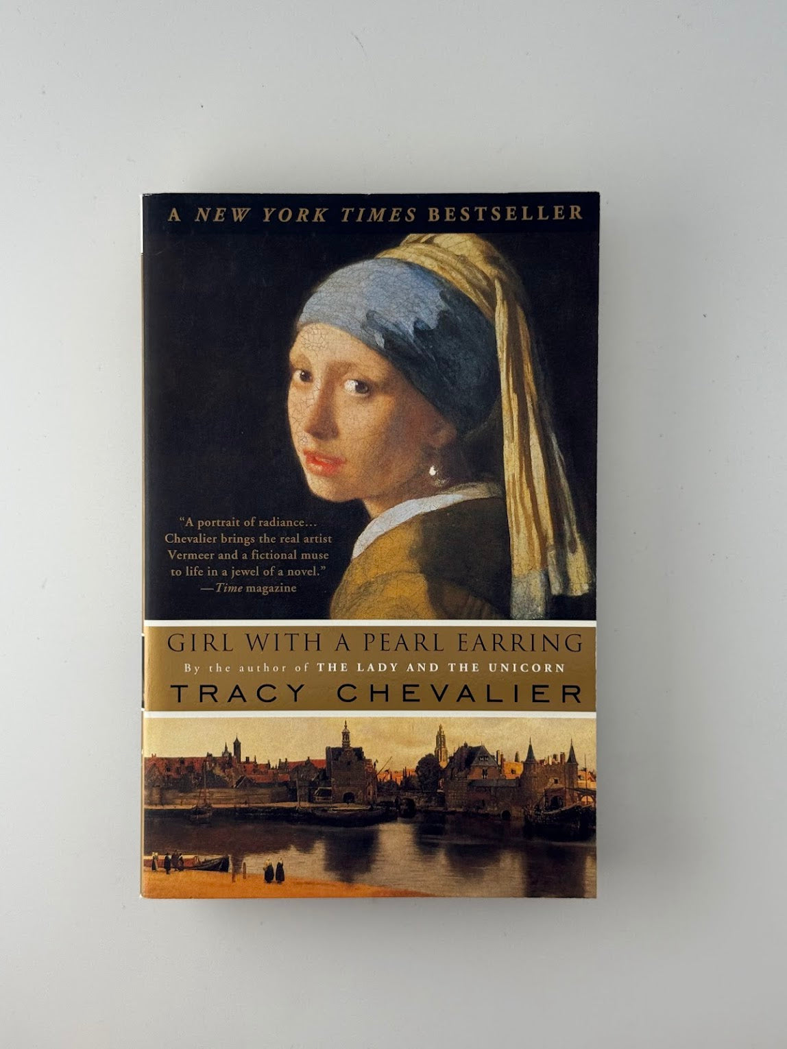Girl with a Pearl Earring by Tracy Chevalier