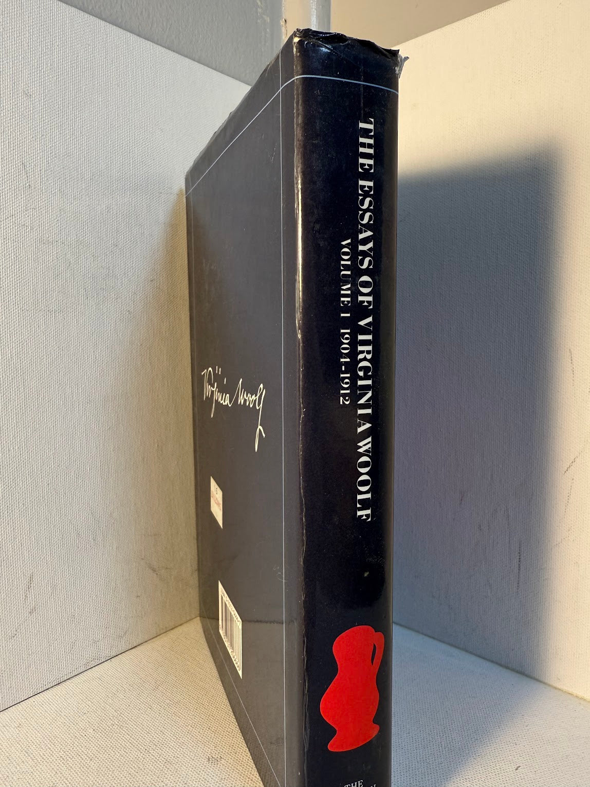 The Essays of Virginia Woolf edited by Andrew McNeillie Volume 1 1904-1912