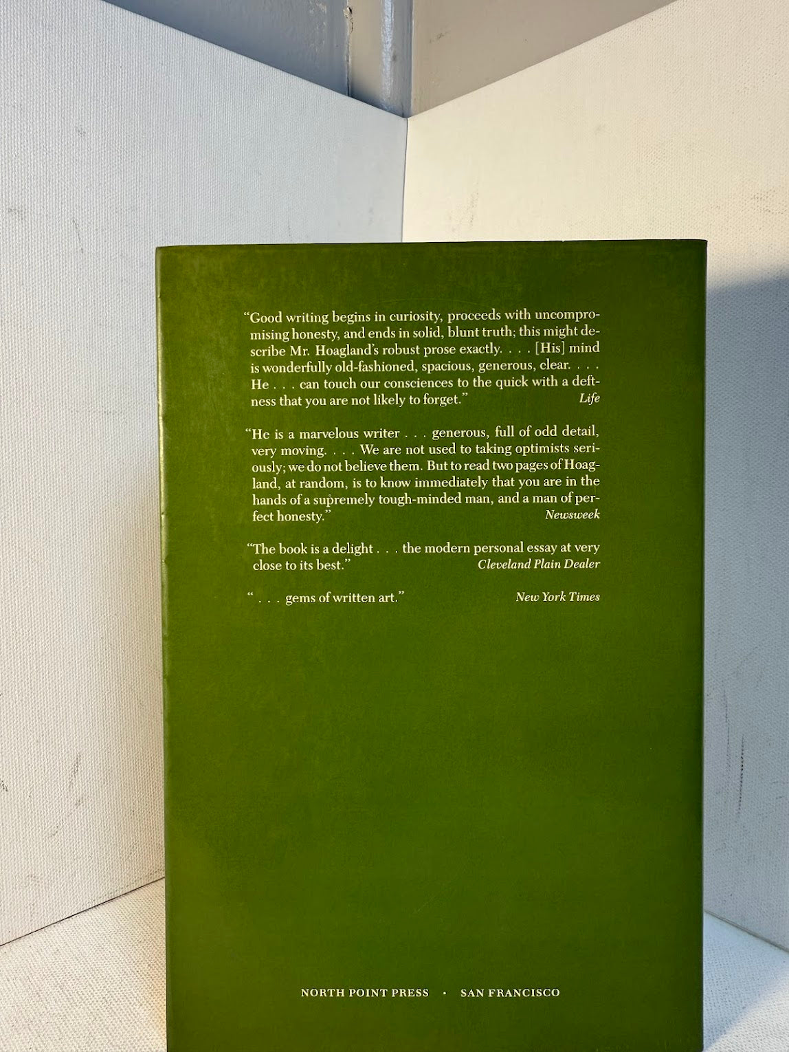The Courage of Turtles by Edward Hoagland