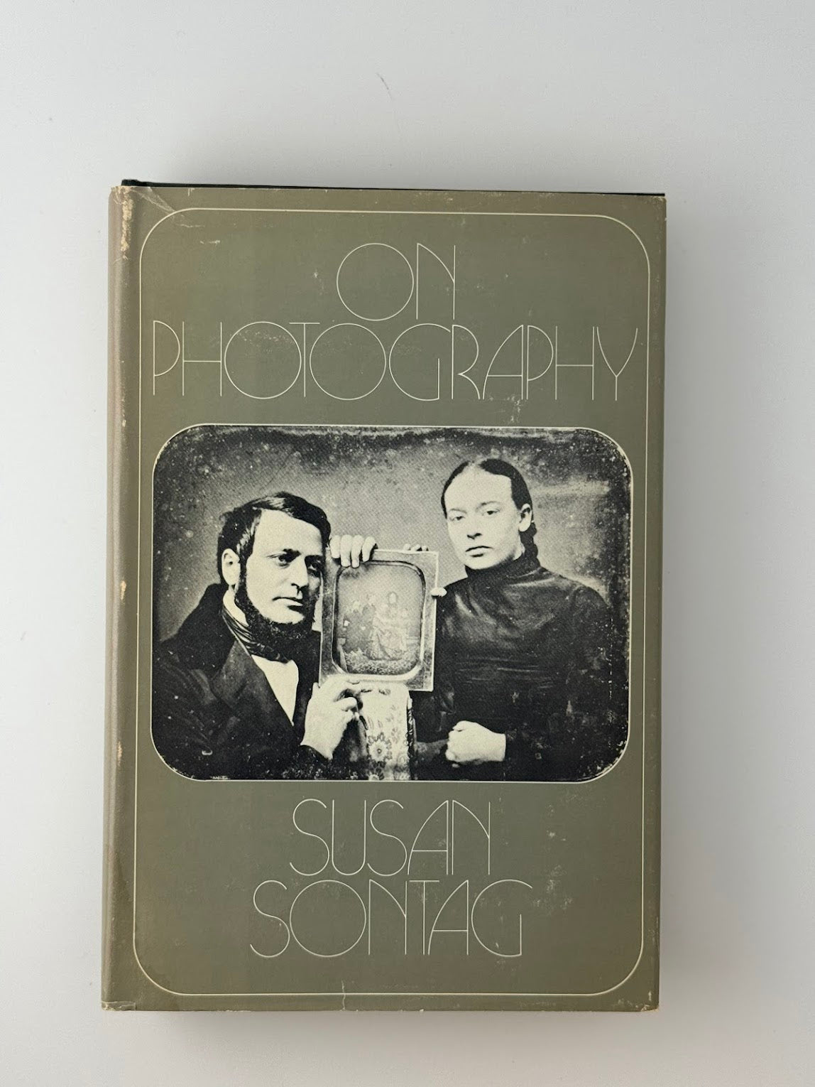 On Photography by Susan Sontag