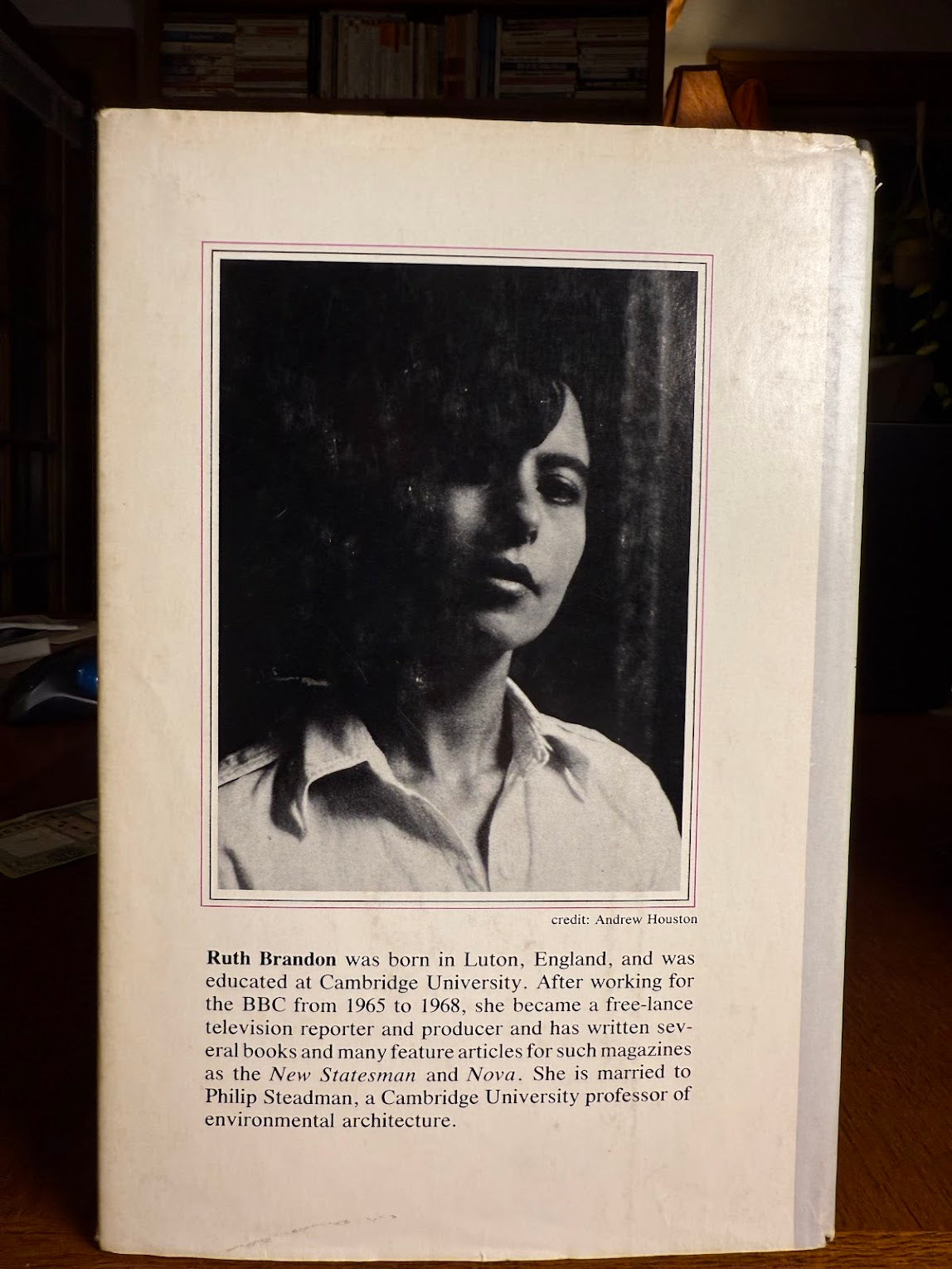 A Capitalist Romance - Singer and the Sewing Machine by Ruth Brandon