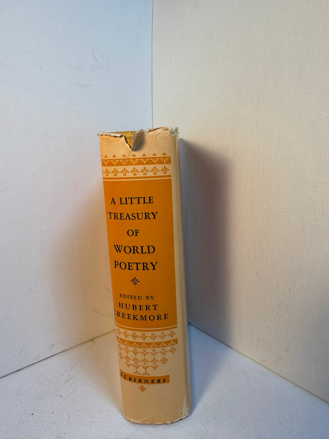 A Little Treasury of World Poetry edited by Hubert Creekmore