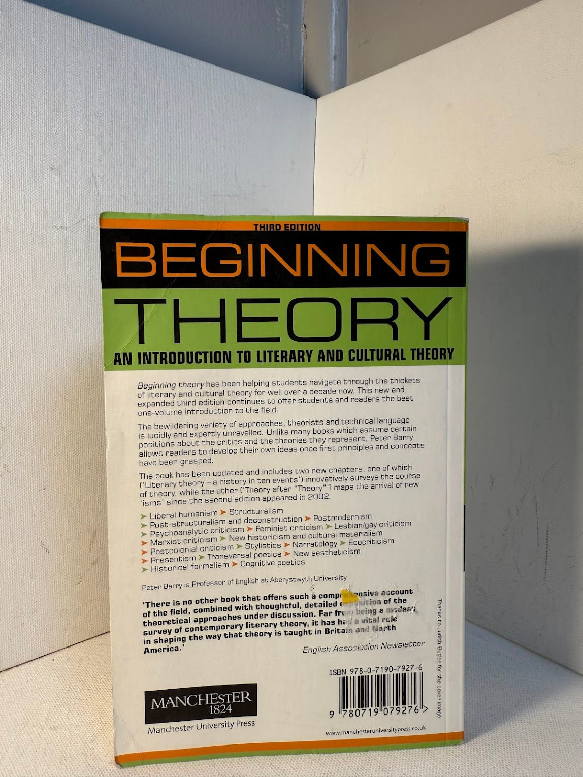 Beginning Theory by Peter Barry