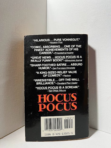 Hocus Pocus by Kurt Vonnegut